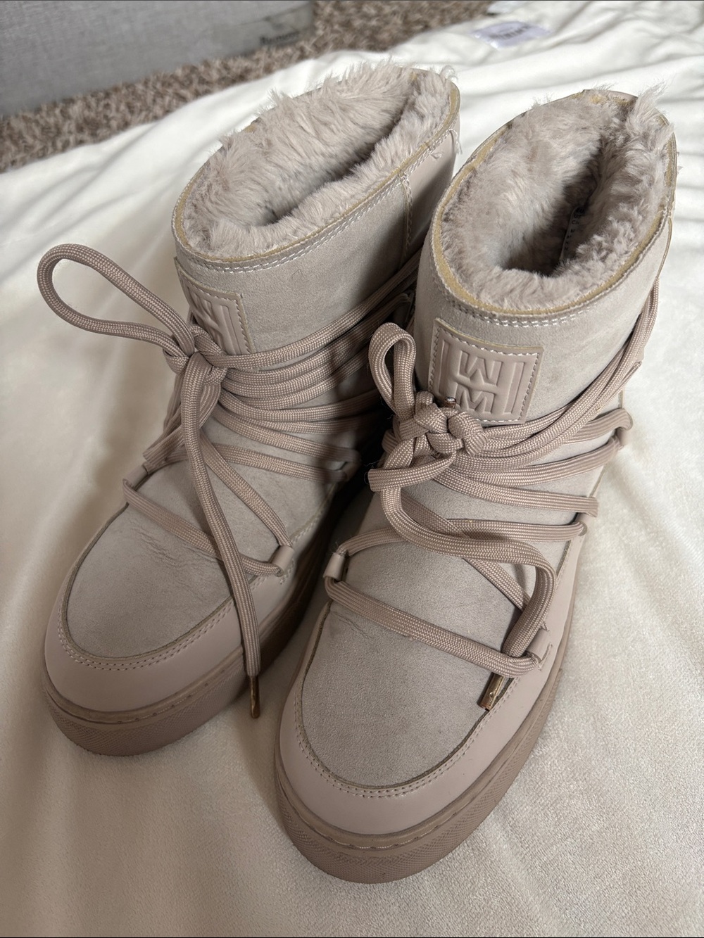 H&M Women's Winter Lace-Up Cozy Inuikii Inspired Boots